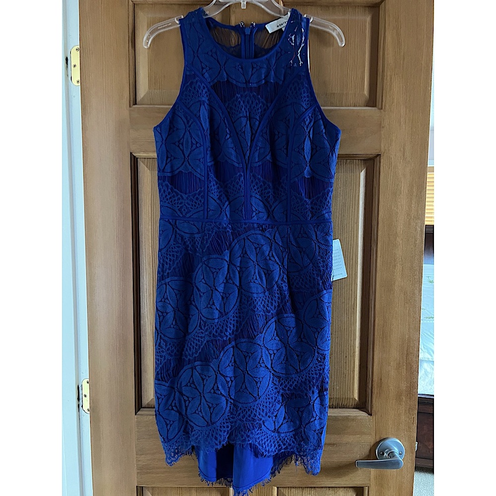 ADELYN RAE LACE HIGH/LOW SHEATH DRESS IN COBALT BLUE. Tags still attached.